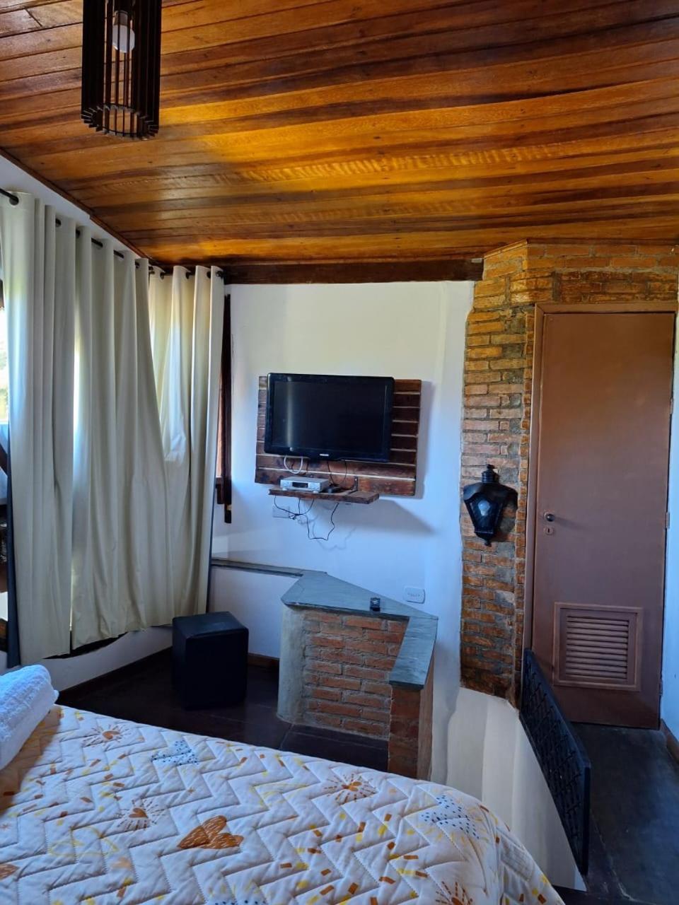 Vila Chacara Ladeira De Pedra Salesópolis Exteriér fotografie