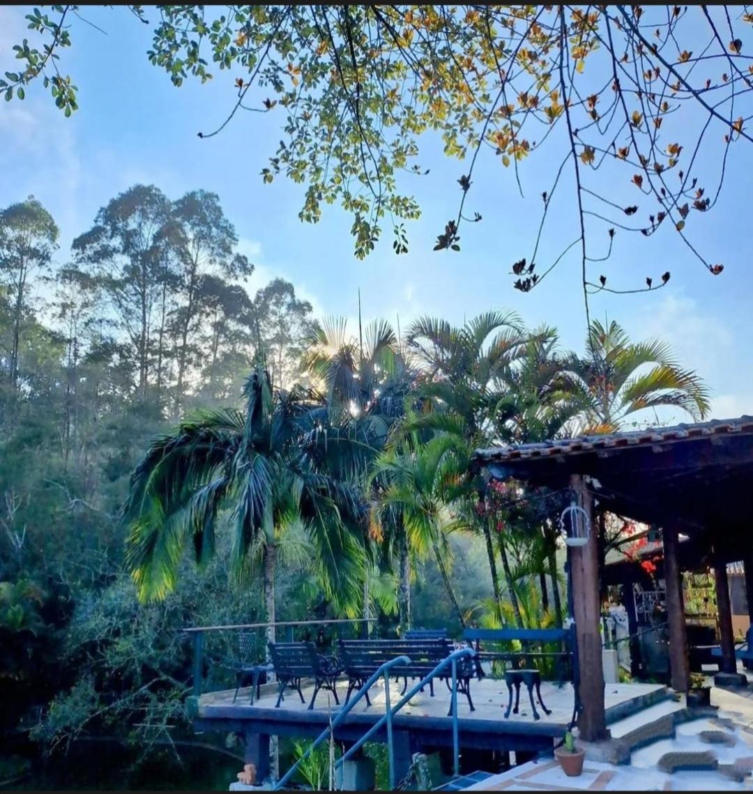 Vila Chacara Ladeira De Pedra Salesópolis Exteriér fotografie